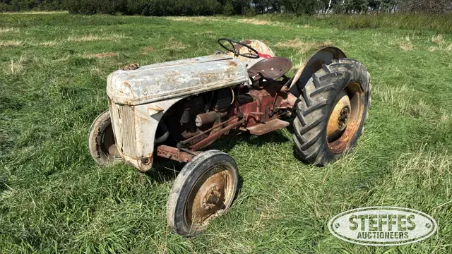 Ford 8N
