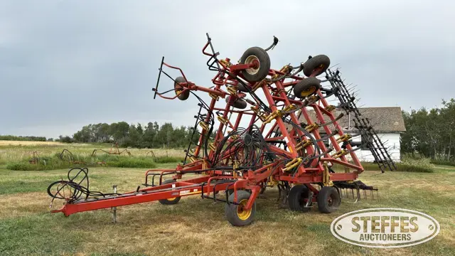 Bourgault 8810