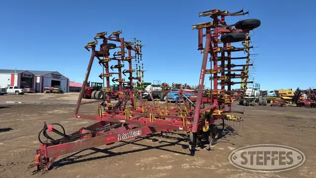 1979 Bourgault Vibra Master 34-38