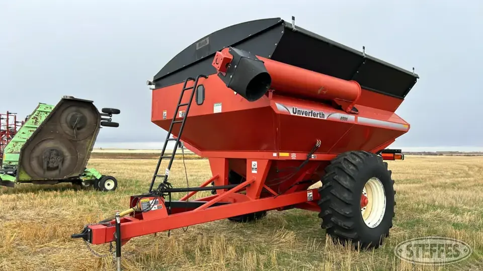 Unverferth 6500 Grain Cart