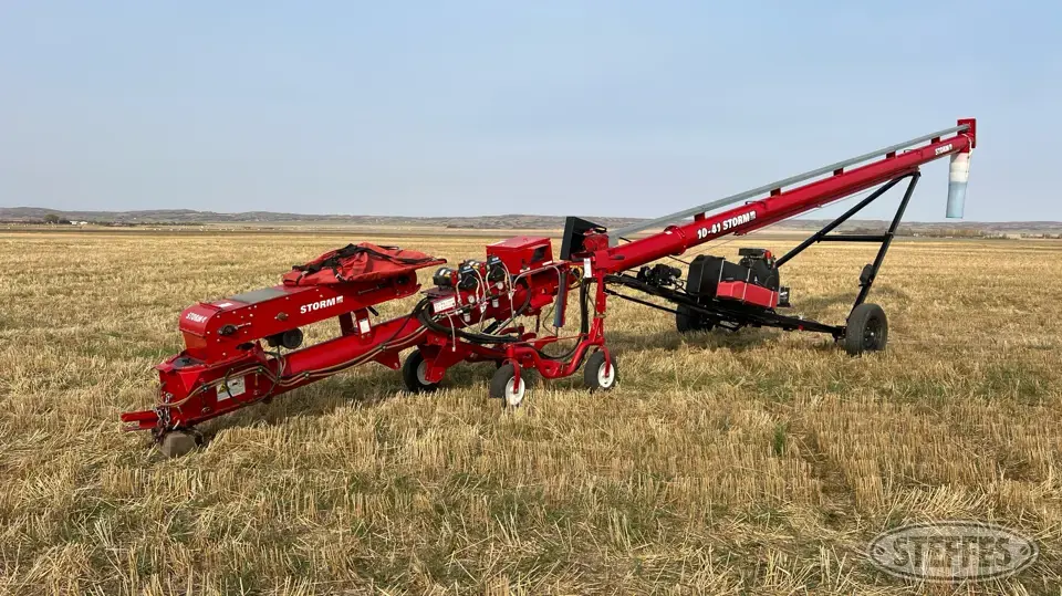 2016 Wheatheart 10-41 Storm Augers Straight