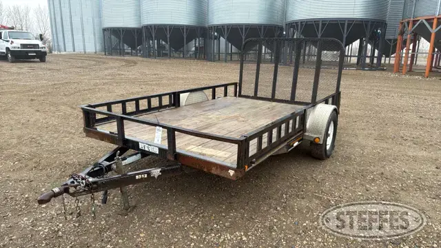 2011 PJ Trailers U812