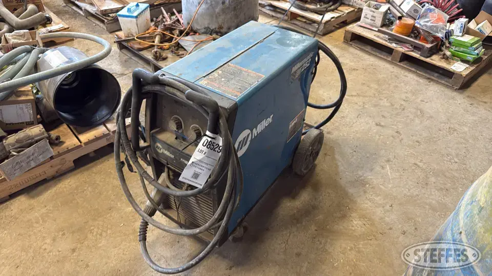 Miller Millermatic 252 Welding