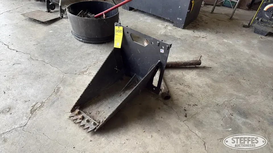 Artillian stump bucket Utility Work Machine Attachment