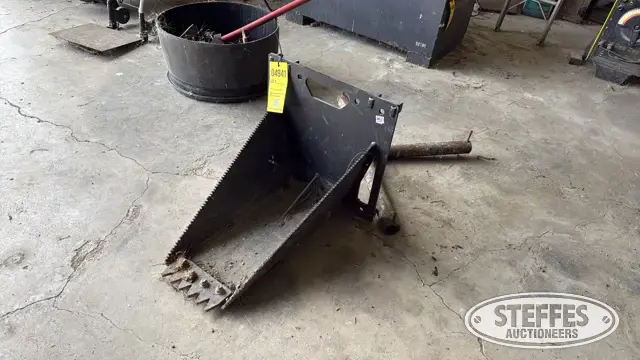 Artillian stump bucket