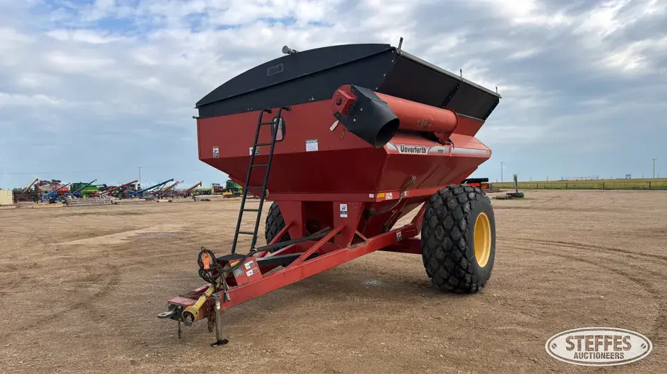Unverferth 6500 Grain Cart