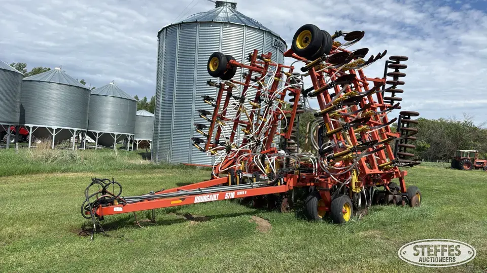 Bourgault 5710 Series II Air Drills and Air Seeder