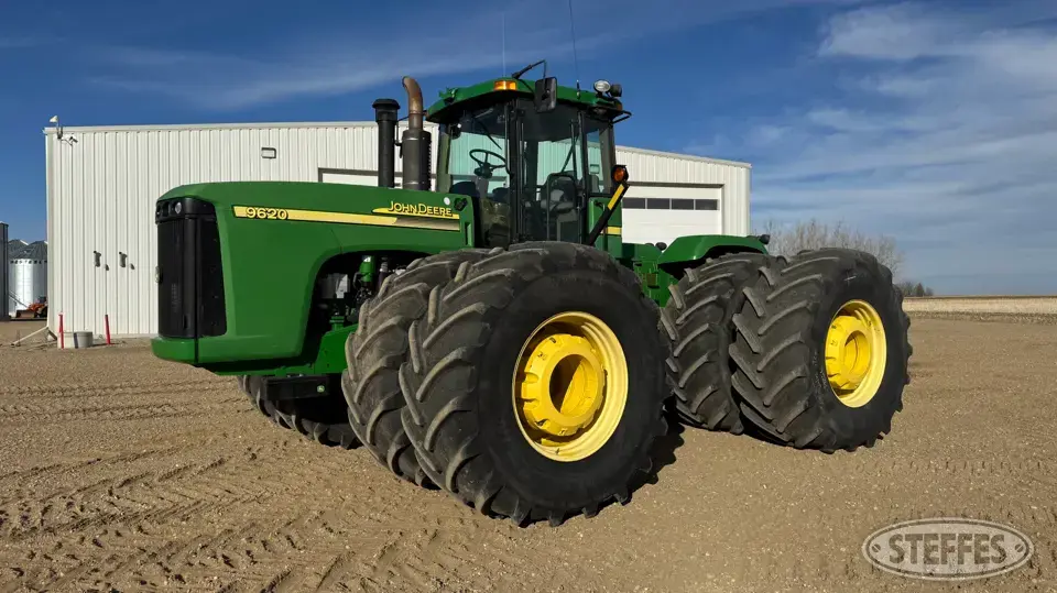 2005 John Deere 9620 4WD Tractor
