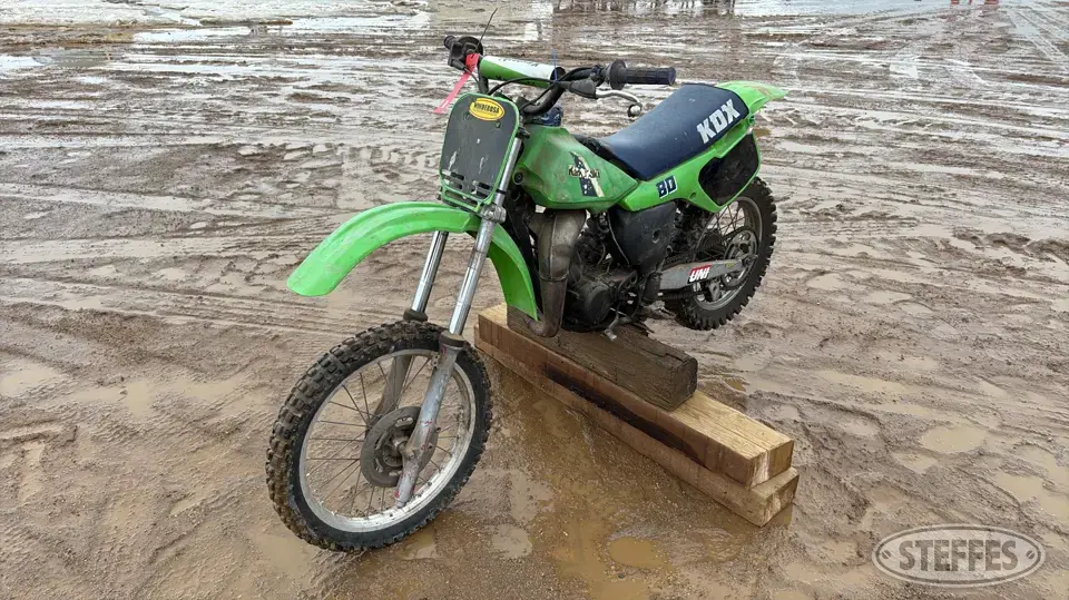 1981 Kawasaki KX80 Motorcycles and Scooter