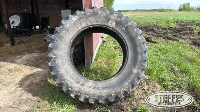(1) Titan 20.8R42 tire