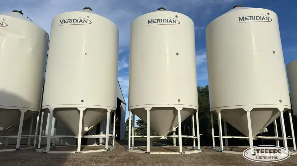 Meridian 1620EWPVS hopper bin