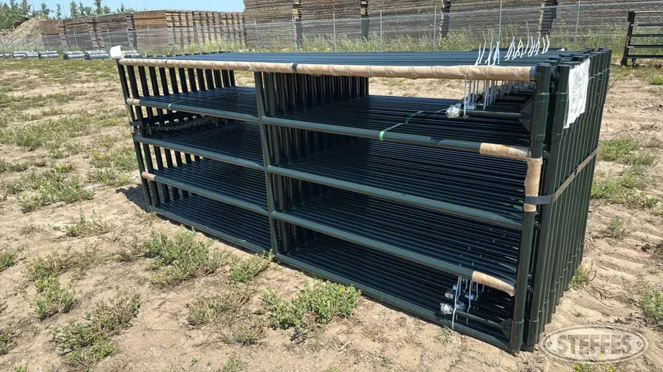 (24) BYT Ranch gates Livestock Handling