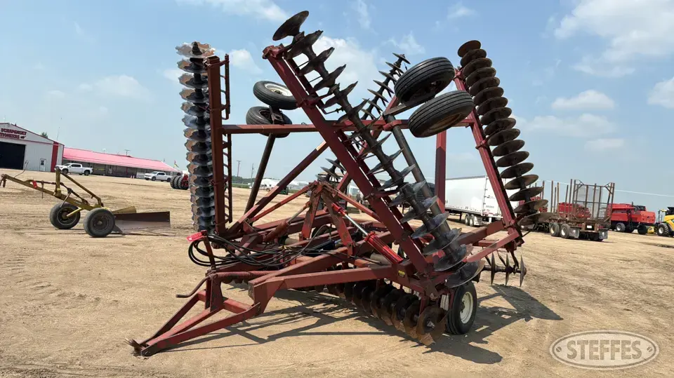 1978 International 490 Disc