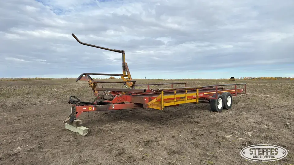 Morris Hay Hiker 881 Bale Transportation
