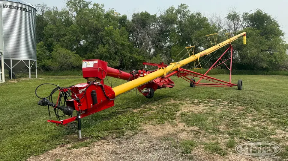 2017 Westfield MKX100-73 Swing Hopper Auger
