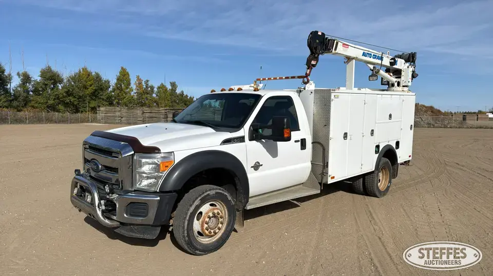 2012 Ford Super Duty F-550 XLT Service Utility Truck