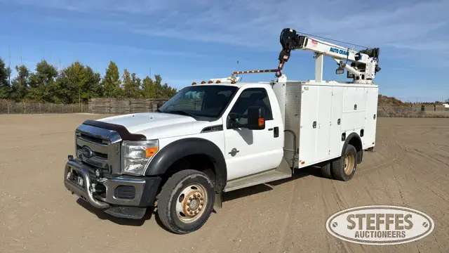 2012 Ford Super Duty F-550 XLT