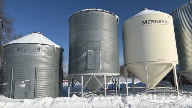 Westeel-Rosco hopper bin