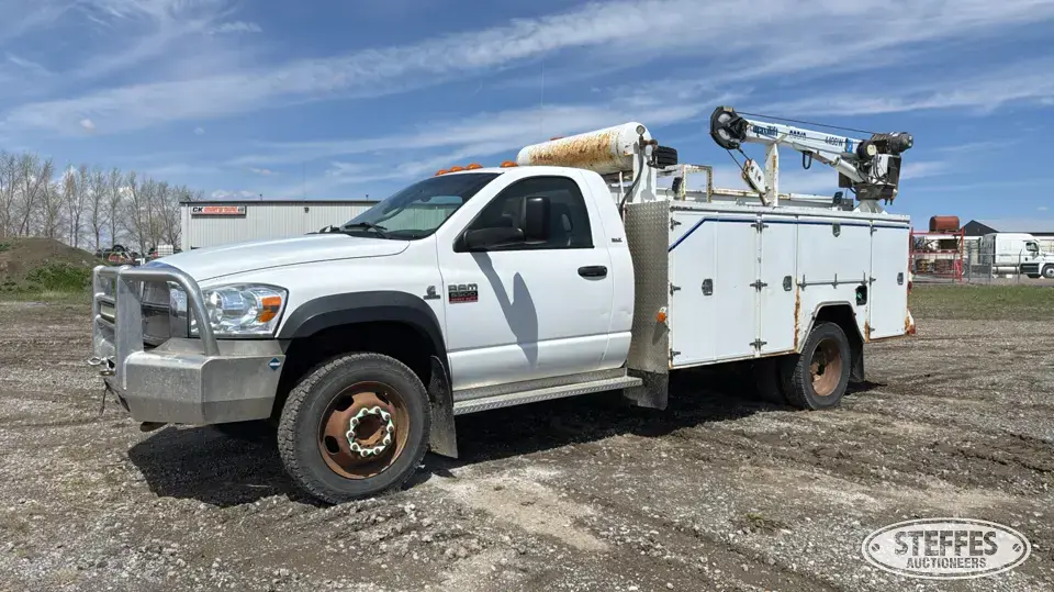 2008 Dodge 5500HD SLT Service Utility Truck