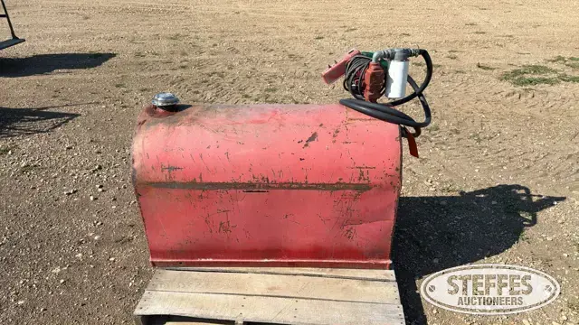 Fuel transfer tank