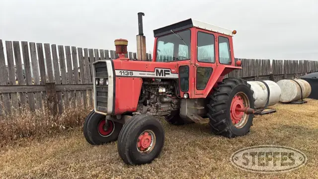 1974 Massey Ferguson 1135