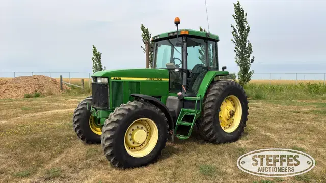 2001 John Deere 7710