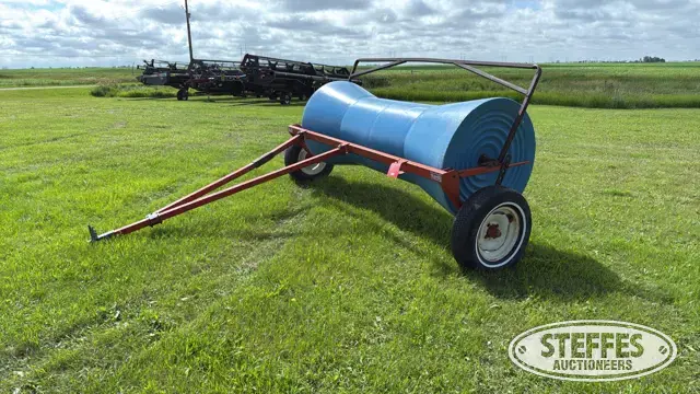 Koenders swath roller