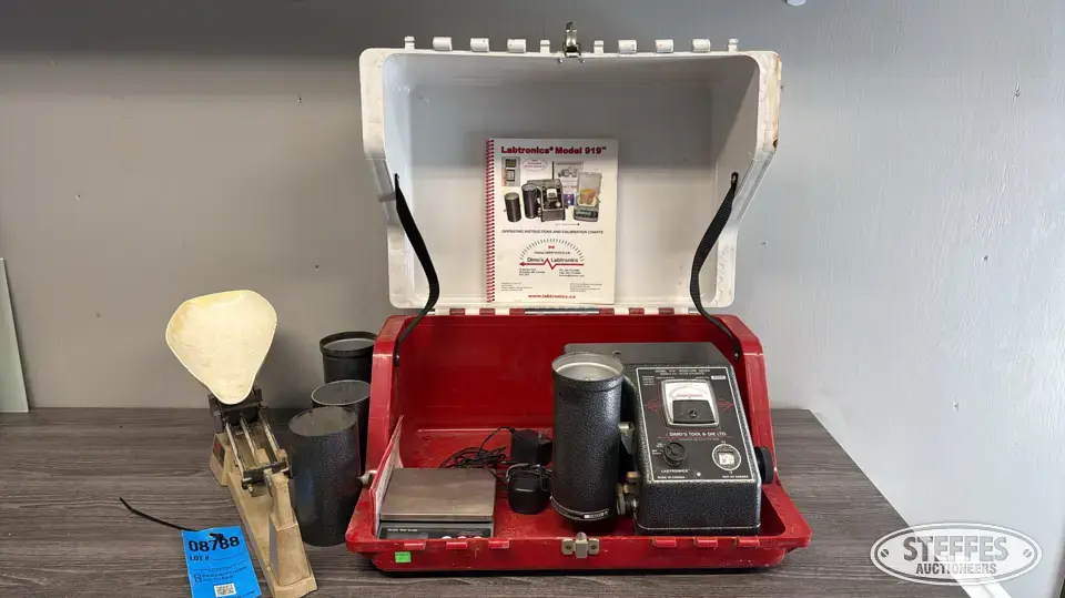 Dimo’s Labtronics 919 Farm Support Item