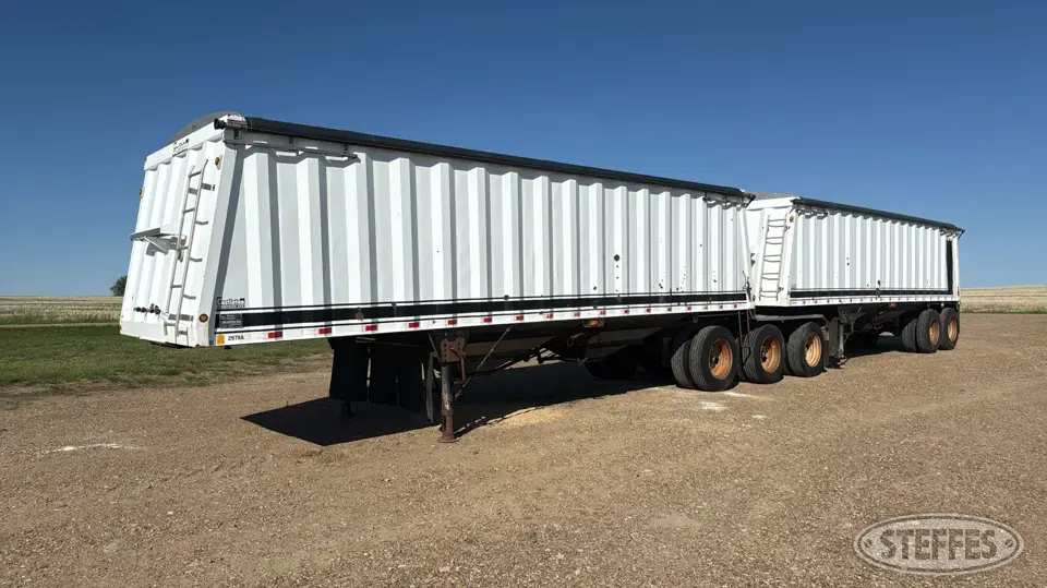 1998 Castleton Super B Hopper Bottom Trailer