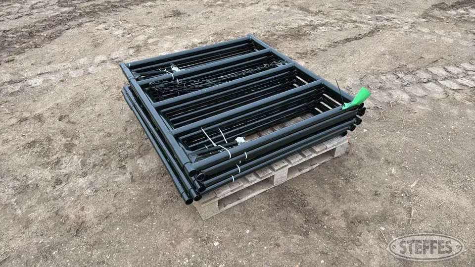 (6) BYT Ranch gates Livestock Handling