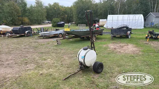 Yard sprayer