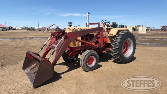 1969 Case 830 Comfort King
