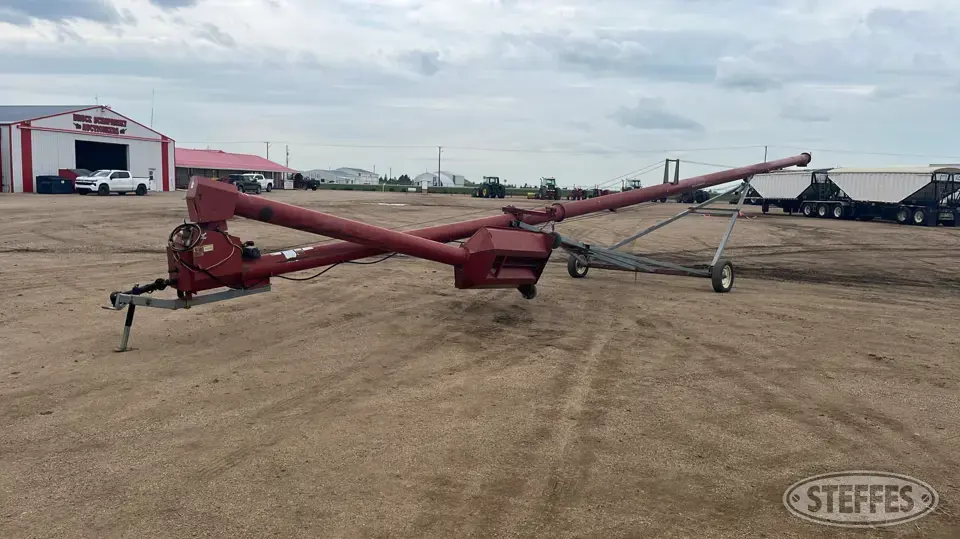 Sakundiak MD10-1800 Swing Hopper Auger