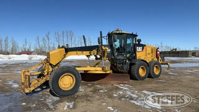 2013 CAT 140M2 AWD