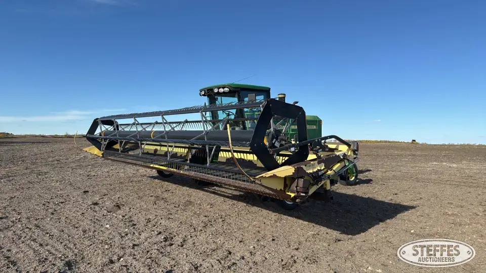 2006 John Deere 4895 Self-Propelled Swather
