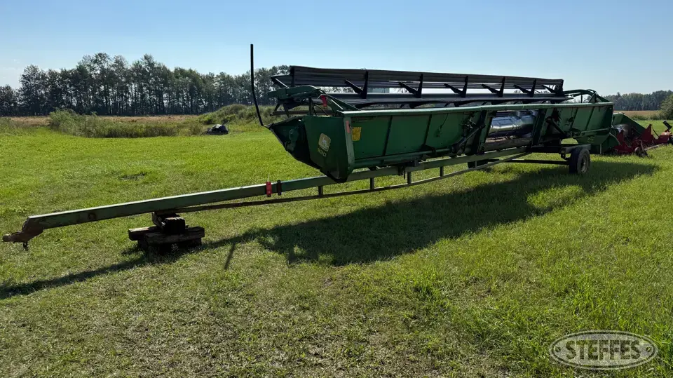1990 John Deere 930 Rigid Head