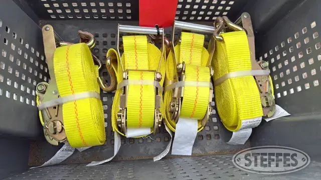 (4) Ratchet straps