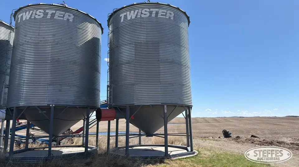 Twister hopper bin