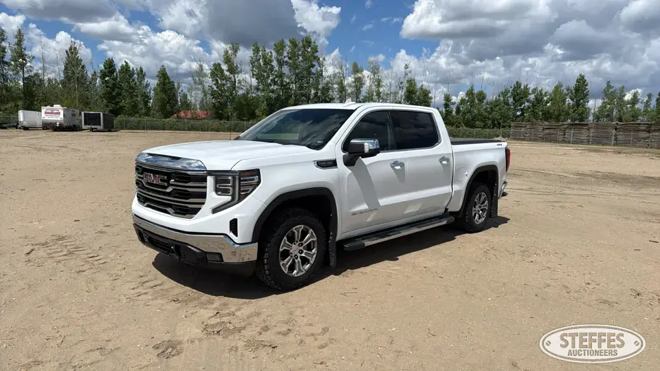 2023 GMC Sierra 1500 SLT Half Ton Pickup