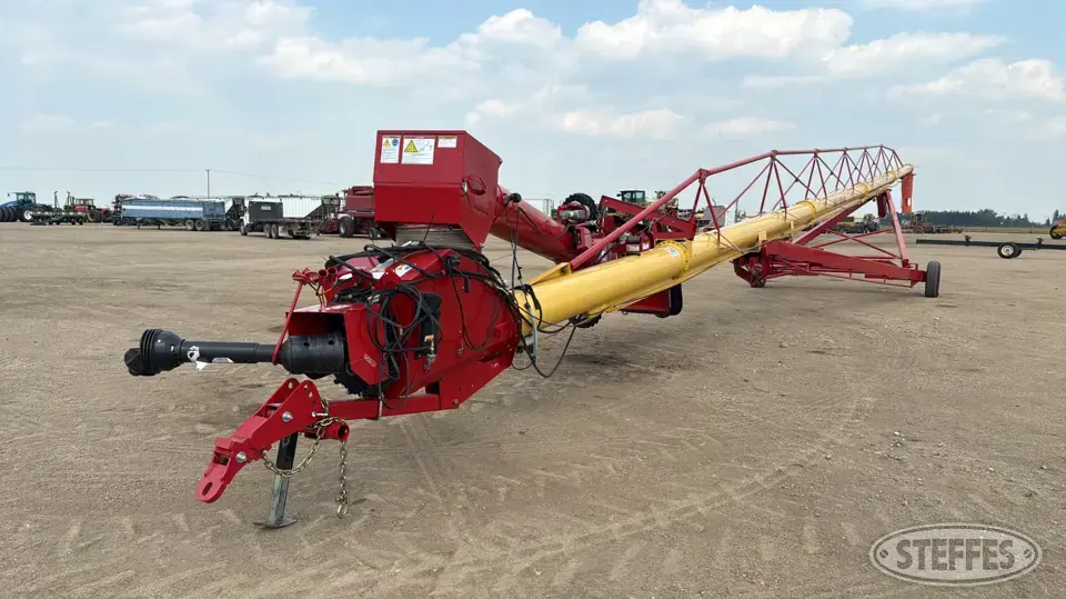 2019 Westfield MKX130-94 Swing Hopper Auger
