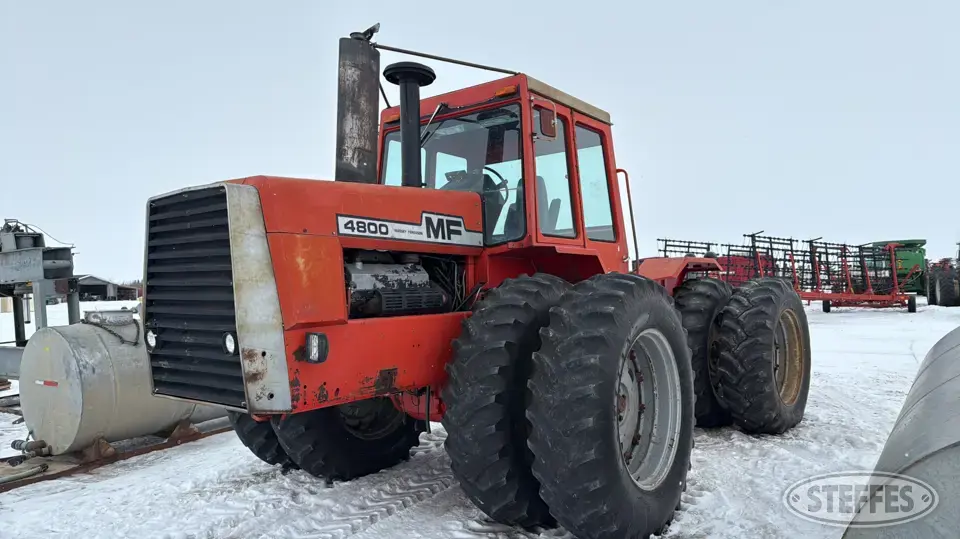 1983 Massey Ferguson 4800 4WD Tractor