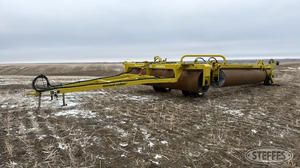 2016 Degelman 8000 Land Roller