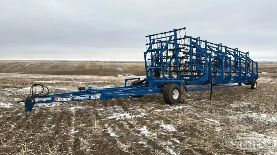 2014 Brandt Contour Commander 8200 Harrow
