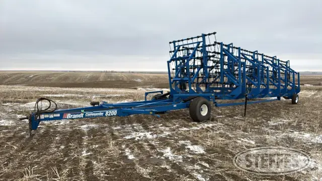 2014 Brandt Contour Commander 8200
