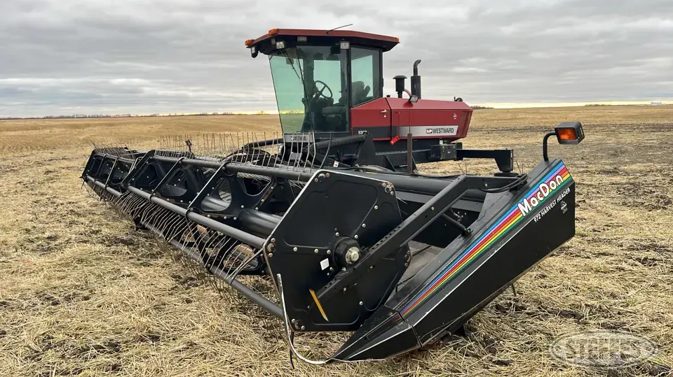 1999 Westward 9300 Self-Propelled Swather