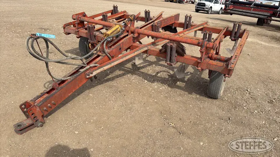Case Chisel Plow