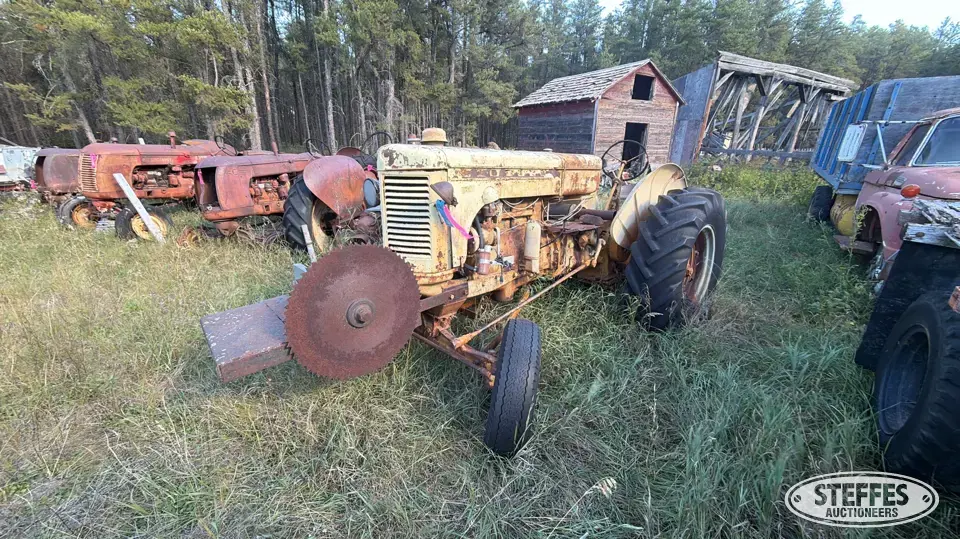 1951 Minneapolis-Moline Collectible Tractor