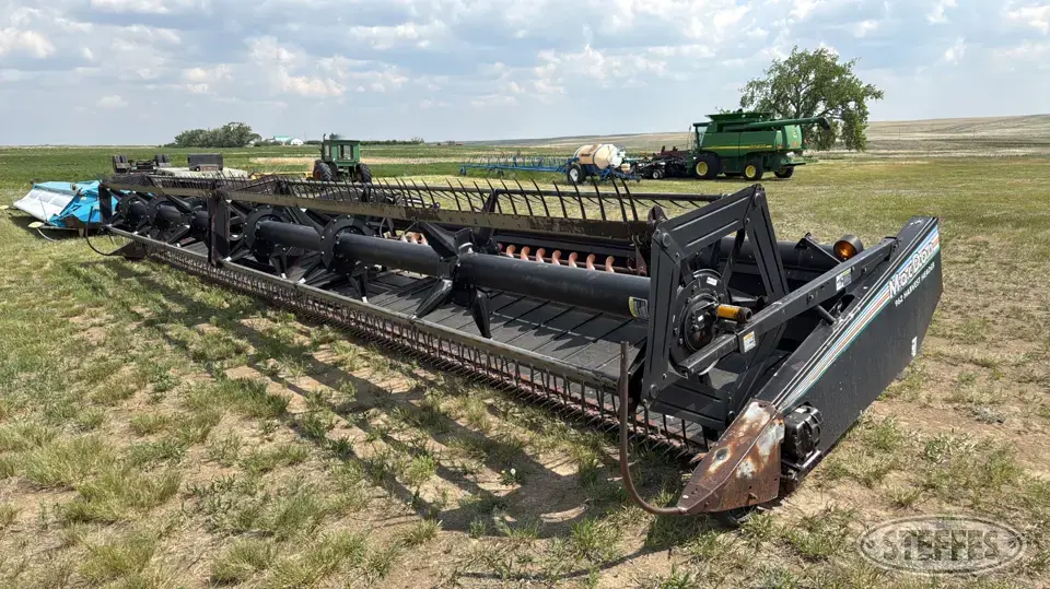 1998 MacDon 962 Draper Head