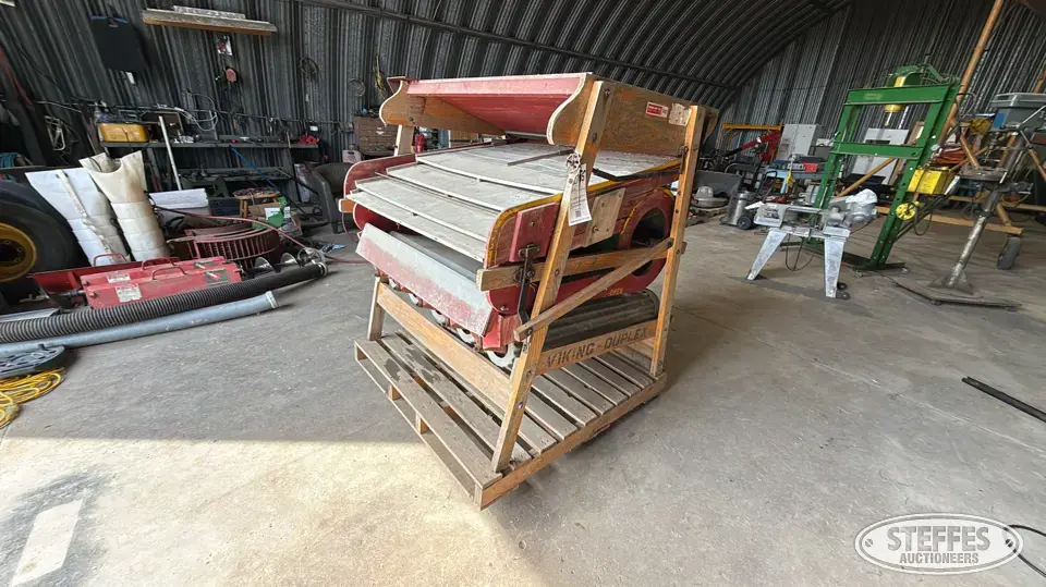 Hart-Carter Viking Duplex Grain Cleaner