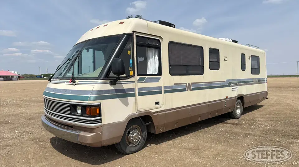 1990 Winnebago Chieftain Motorhome
